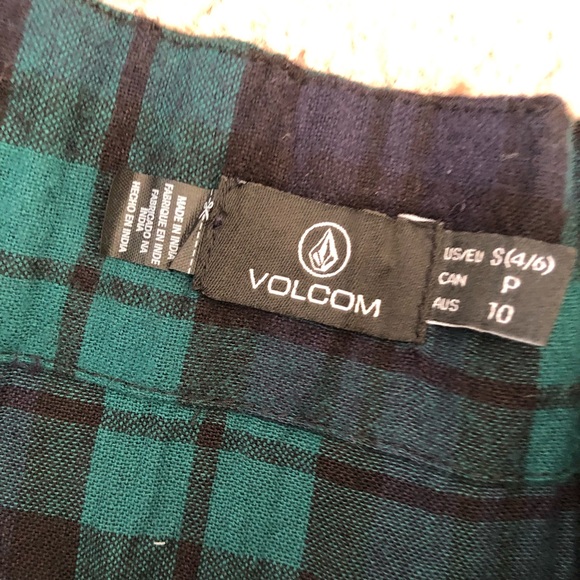 NWT Volcom Untamed Feels Skirt-S Flattering Fit - Picture 6 of 7